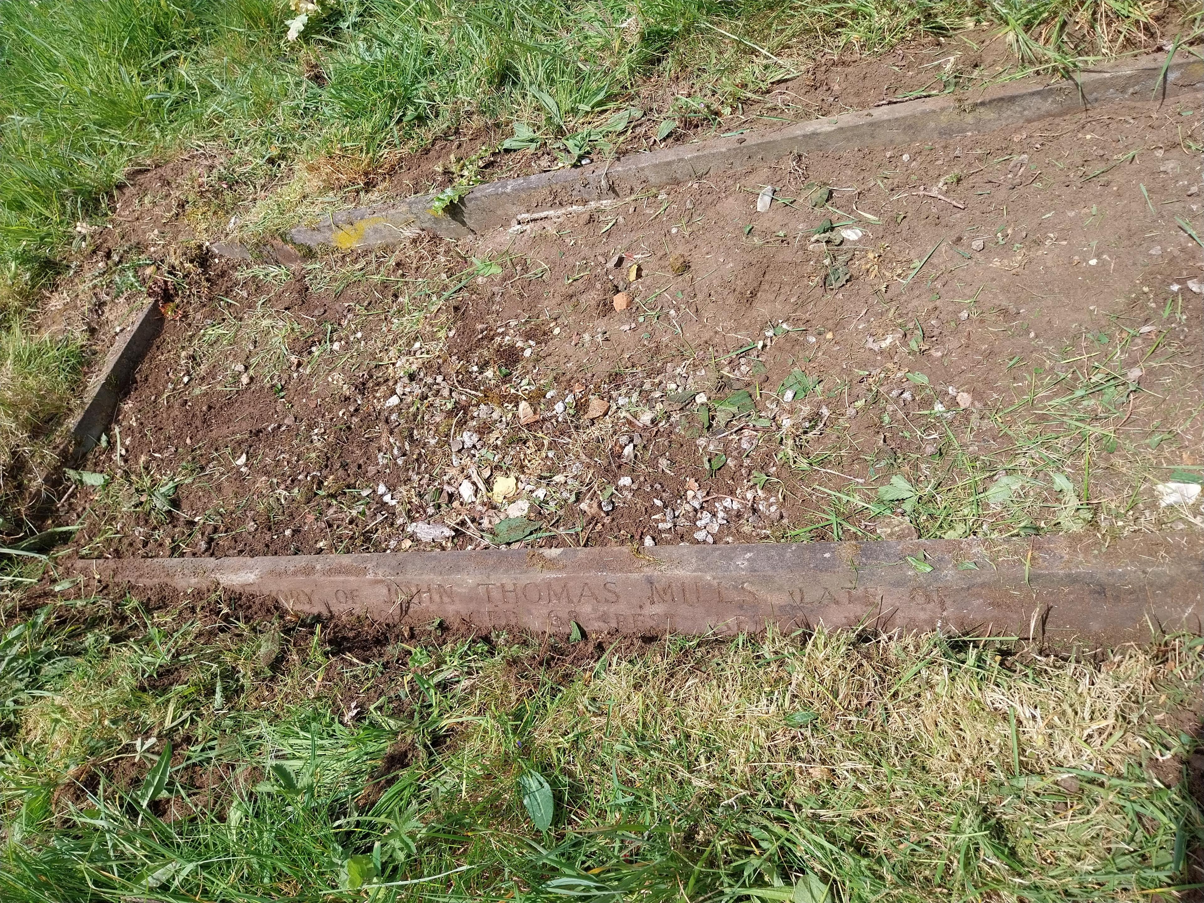 Grave image for MILLS, John Thomas