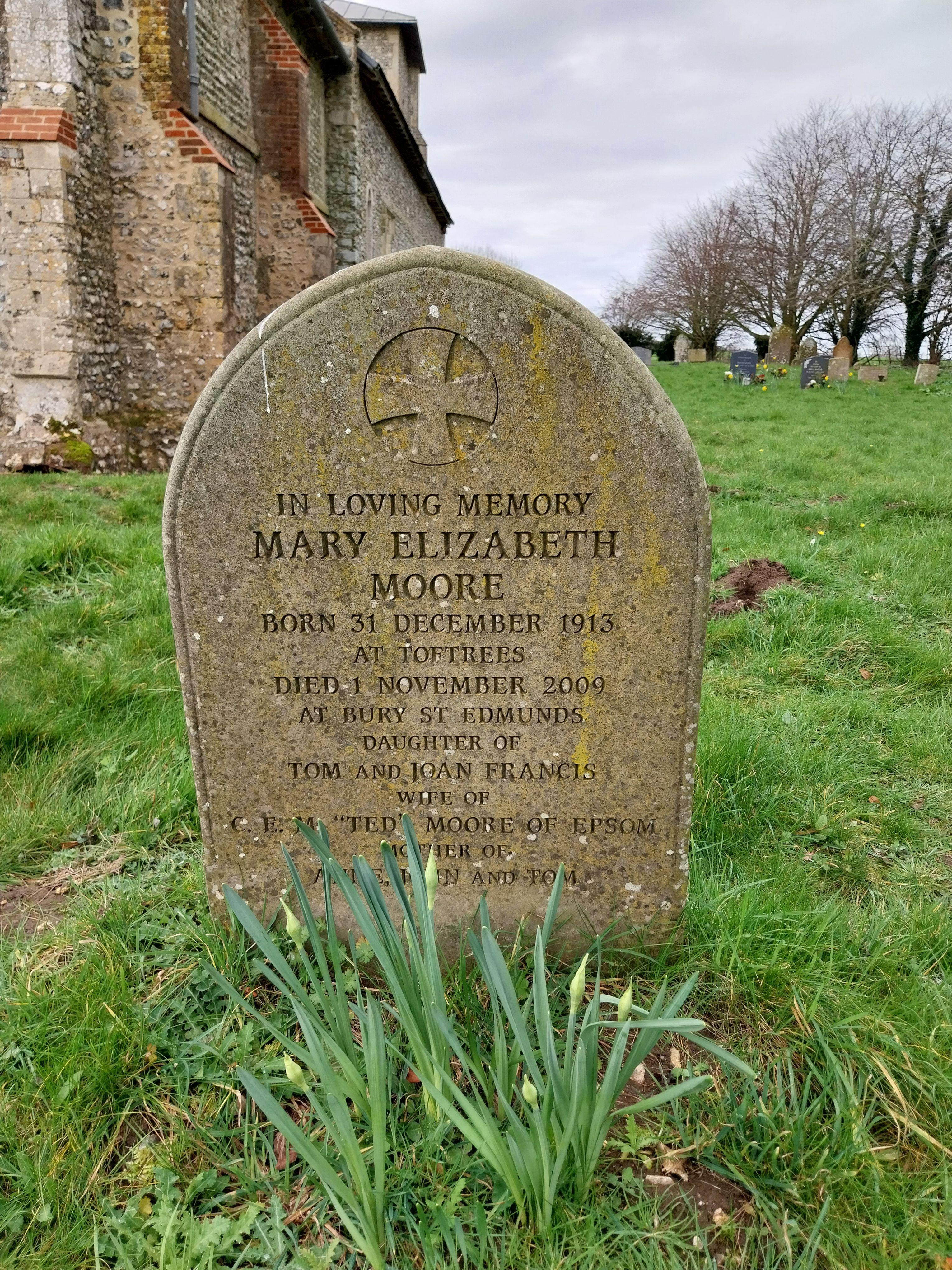 Grave image for MOORE, Mary Elizabeth