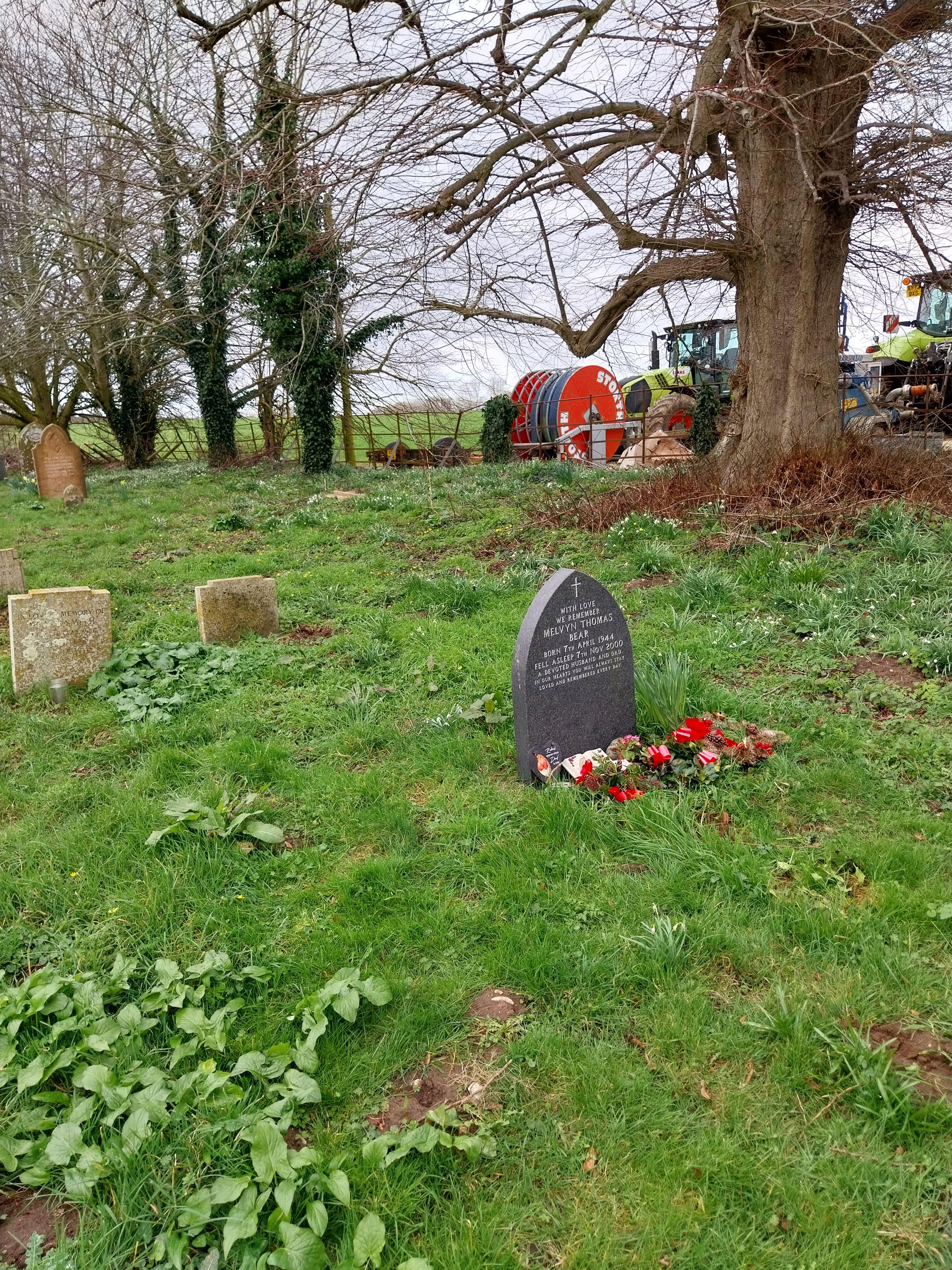 Grave image for BEAR, Melvyn Thomas