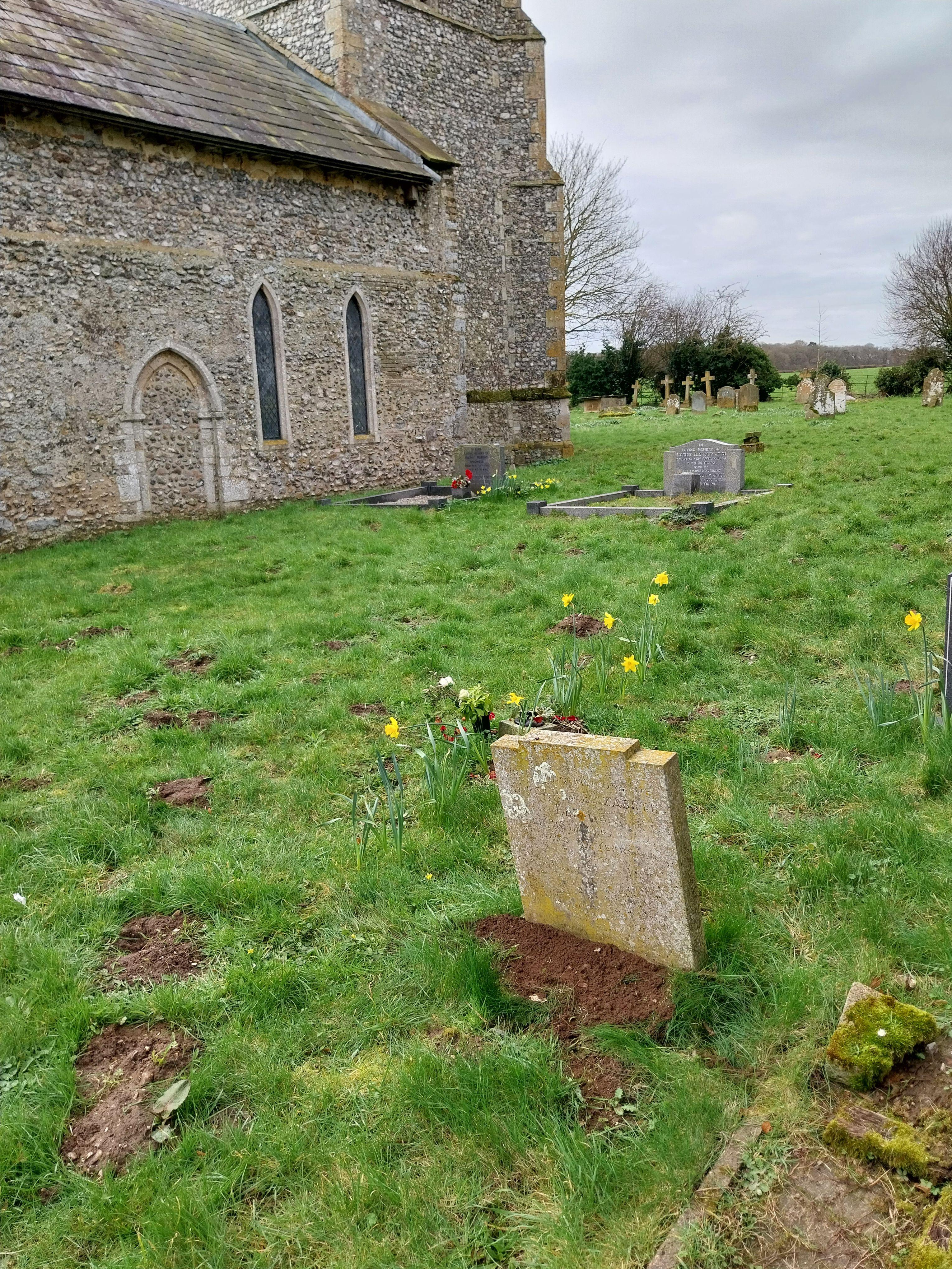 Grave image for EBBAGE, Margaret Elizabeth